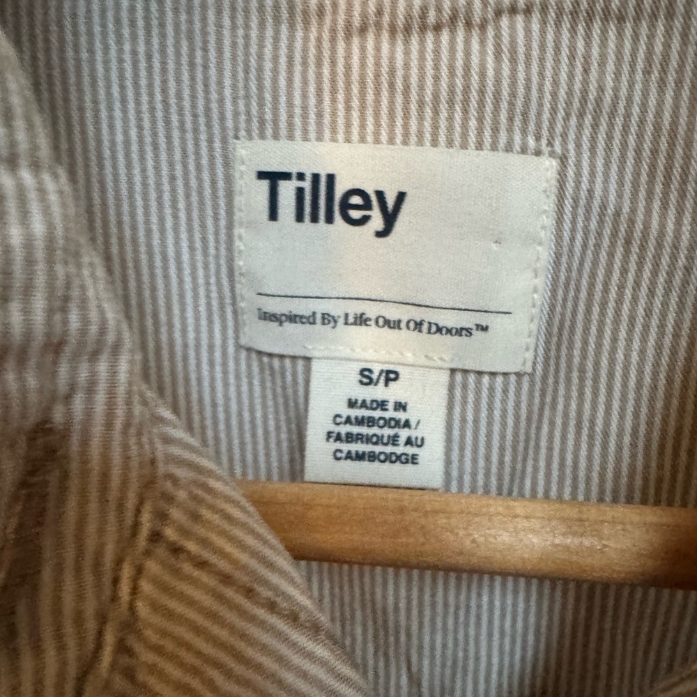 Tilly Tan & Cream Pinstriped Short Sleeve Tencel Buttoned Short Sleeve Shirt. S - Picture 3 of 5
